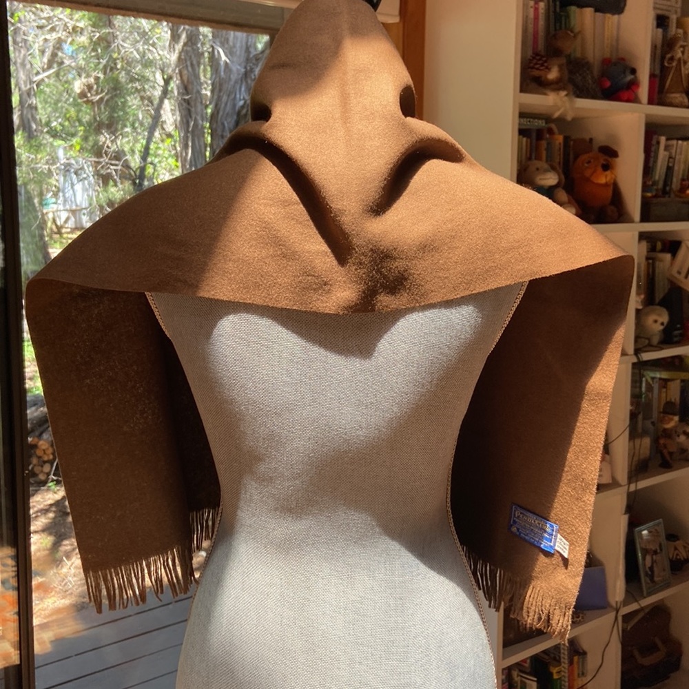 Pendleton % Virgin Wool Brown Scarf. - image 3